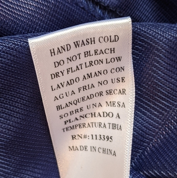 EN Creme Cold Shoulder Top With Velvet Flowers - Picture 4 of 9